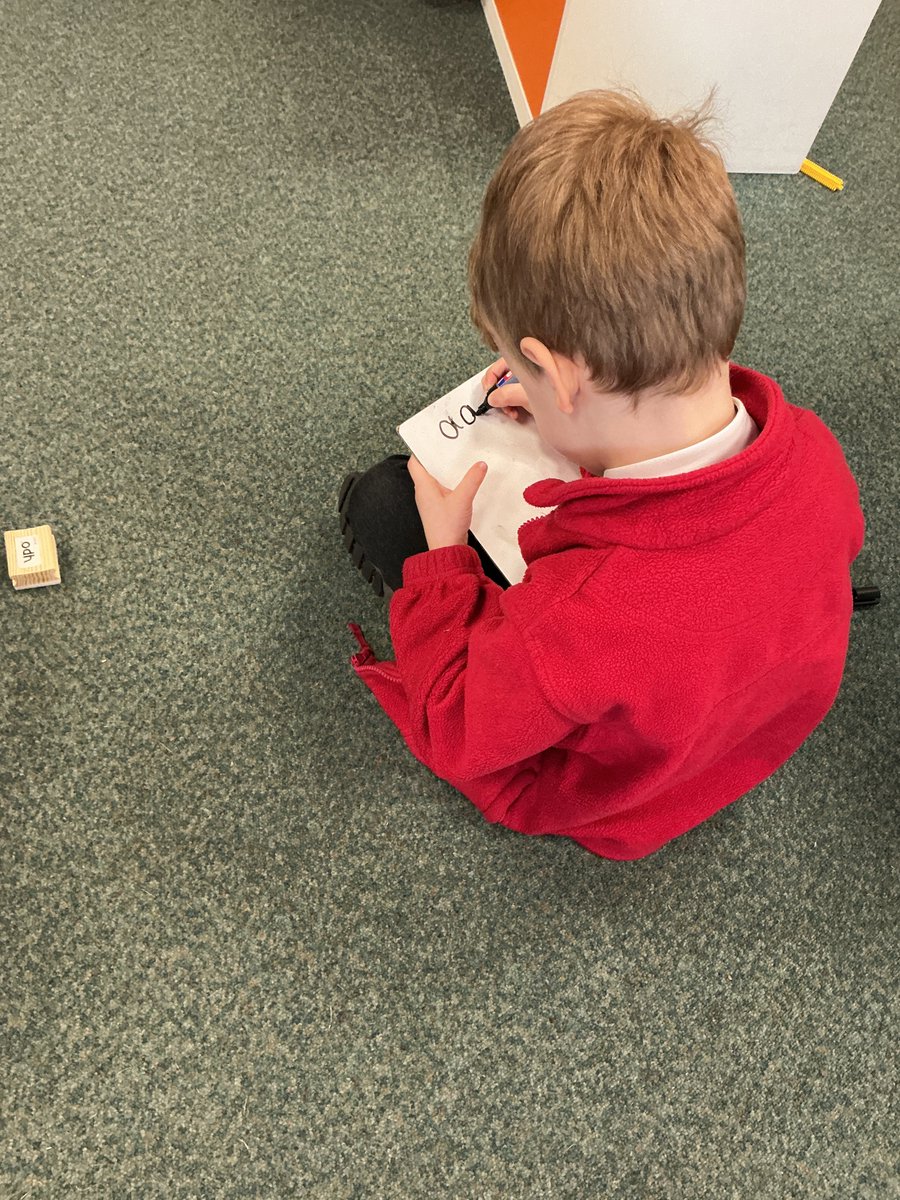 StSavReception tweet media