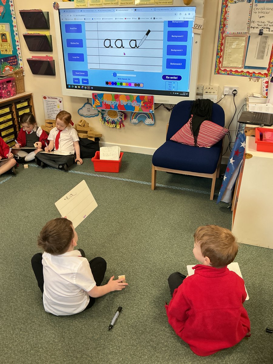 StSavReception tweet media