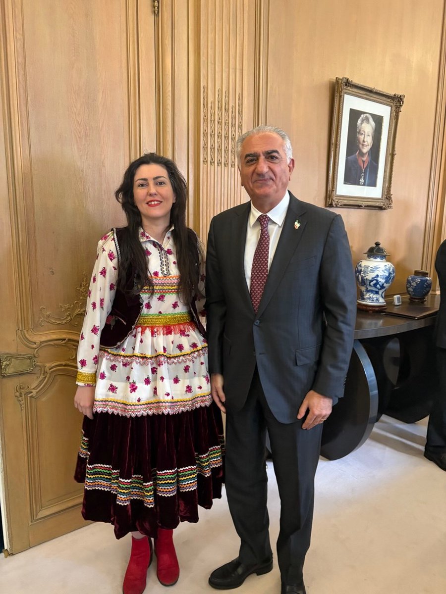 Azadeh Khorasani👑💙 tweet media