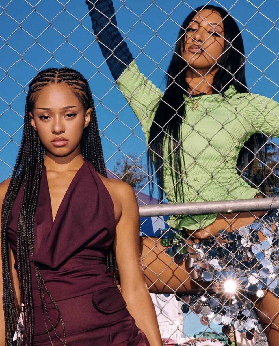 ♏︎ (@hourlyraj) on Twitter photo 