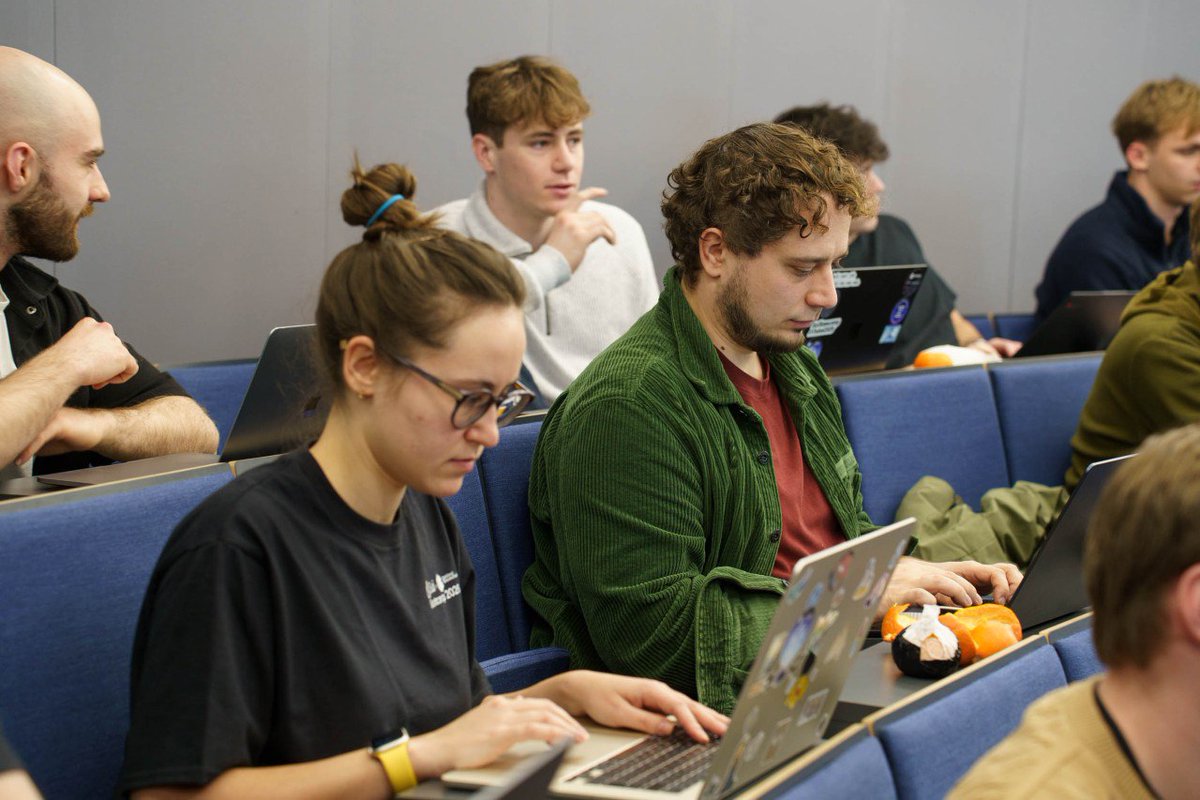 Sui France 🇫🇷 tweet media