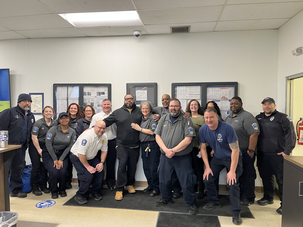 ClevelandEMS's tweet photo. Congratulations to Paramedic Larry Boyer #126 for 32 years of service to the community and visitors of the City of Cleveland. Best of Luck in all your future endeavors Larry! https://t.co/SwxFRlLMfW