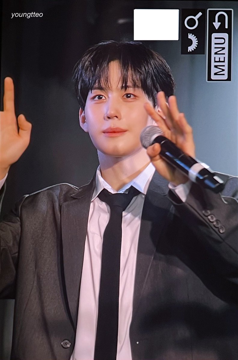 MELL໒꒱ tweet media