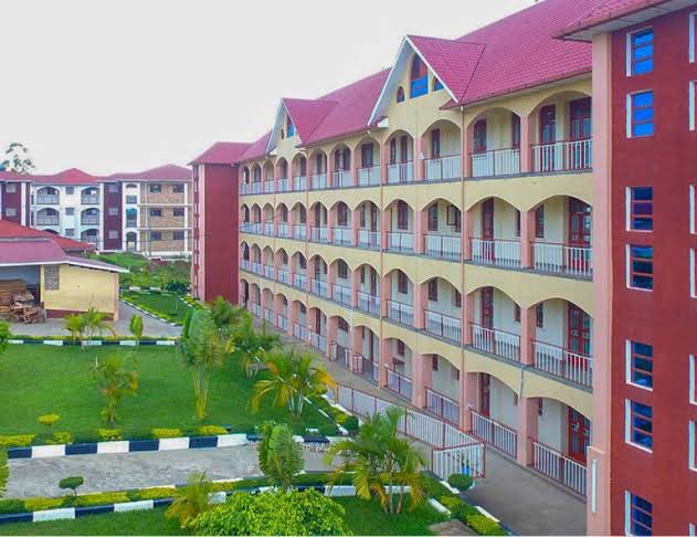 lulanzeashirafu's tweet photo. If this is true then this school Immaculate Heart Girls school isn't hyped enough. Look at the environment;

The "Success-Ready" Learning Environment with modernized classrooms with natural lightning and ventilation.

Active Lifestyle and Community with social spaces and outdoor courts. Does it have an Helicopter Landing site too!? Because President @WilliamsRuto  must visit this school.