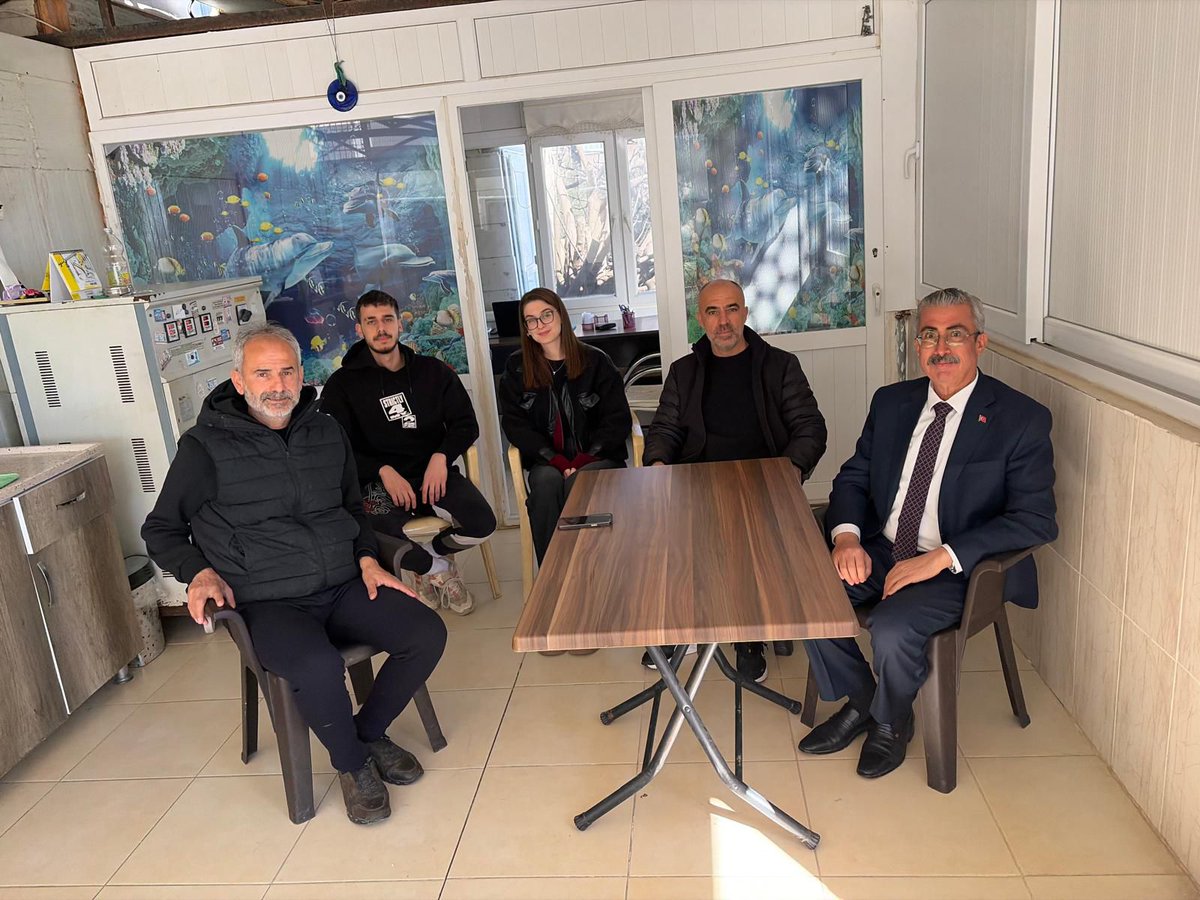 Kıymetli hemşehrilerimizle buluşmaya devam ediyoruz.
Bugün dostlarımızı ziyaret ederek gönül sohbetleri ettik, fikirlerini dinledik. Birlik ve beraberliğimizin gücüyle Karataş’ımız için çalışmaya, her kapıyı çalmaya, her gönüle dokunmaya devam edeceğiz.

#BirlikteGüçlüyüz