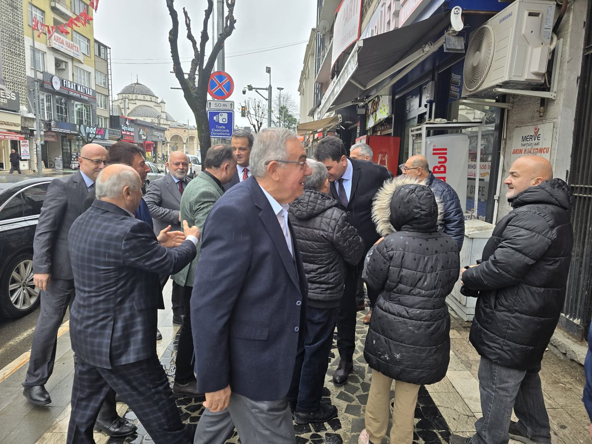 Sakarya İftar programı öncesi  Genel Başkanımız Sayın Gültekin Uysal'ın, Düzce İl ve Merkez İlçe teşkilatlarımızı ziyaretlerine katıldık.
Demokrat Büyük Türkiye için nöbete devam.