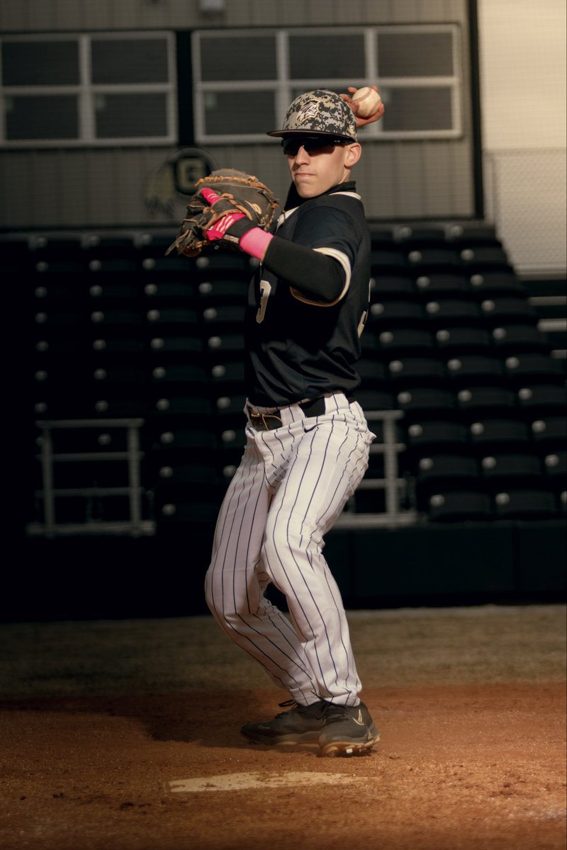 Tim Obrian Leach tweet media