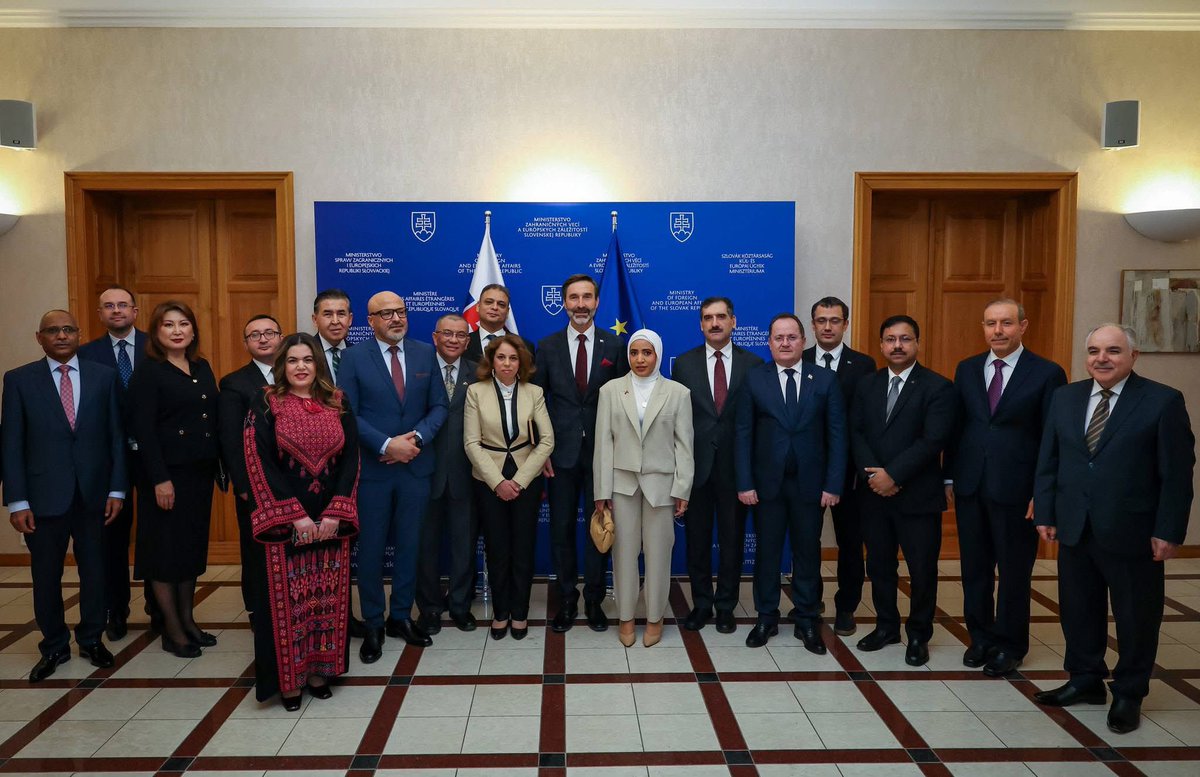 AlEmbSlovakia's tweet photo. The Iftar dinner hosted by the Minister of Foreign and European Affairs of Slovakia, Mr. Juraj Blanár, for the Ambassadors of OIC member countries, was also attended by the Ambassador of the Republic of Albania to Slovakia, Mr. Arten Hanku.

@AlbanianDiplo https://t.co/T8AzfQCDT8