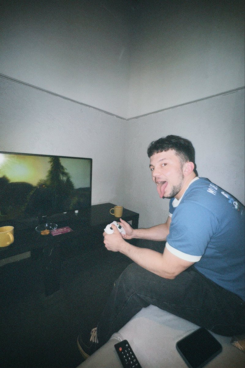 Huseyn🐴 tweet media