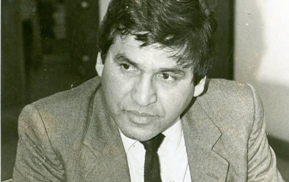 Un viernes 27 de febrero como hoy de 1998 hacia las dos de la tarde en el centro de Medellín era asesinado el defensor dé DDHH Jesús Maria Valle.

El 6 de febrero de 1998 días antes de su asesinato Jesús Maria se acercó a la fiscalía para denunciar como el gobernador de Antioquia