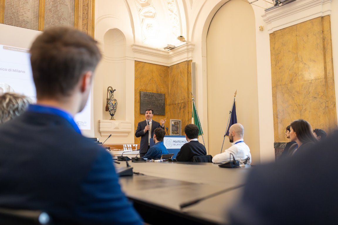 Politecnico di Milano tweet media