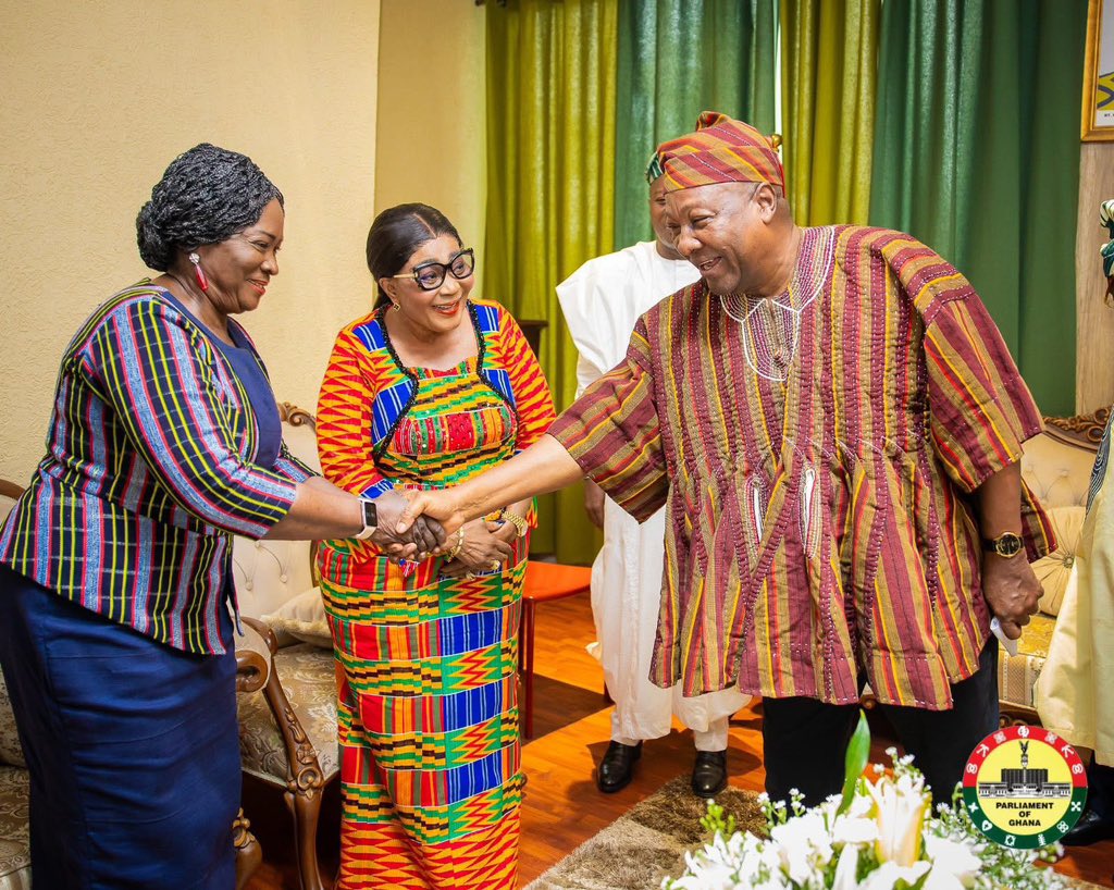 OnuaTV's tweet photo. 📸 Beautiful moments captured ahead of President John Dramani Mahama’s 2026 State of the Nation Address

#OnuaTV https://t.co/c7oLkTz8qa