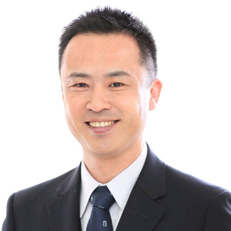 JSJF_'s tweet photo. 【審査員紹介】

〈審査員長〉
中嶋 潤一郎 様

智弁学園和歌山高校時代に参加した数学オリンピック大会にて、ピーター・���ランクル氏を通じてジャグリングと出会う。東京大学進学後に、ジャグリング・サークル「マラバリスタ」を立ち上げる。
（リプライに続きます） https://t.co/XmGuhfSH14