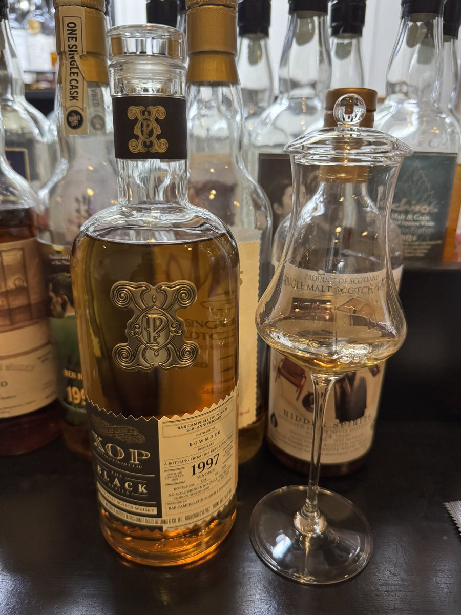 今日のラスト 口開けしたXOPのボウモア1997-2023 暫く放置してたら