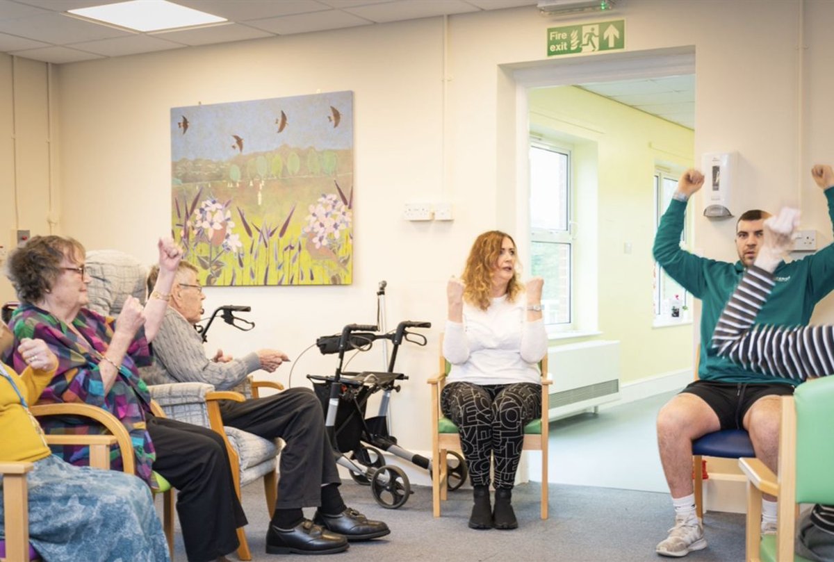 Visit Budleigh Salterton tweet media