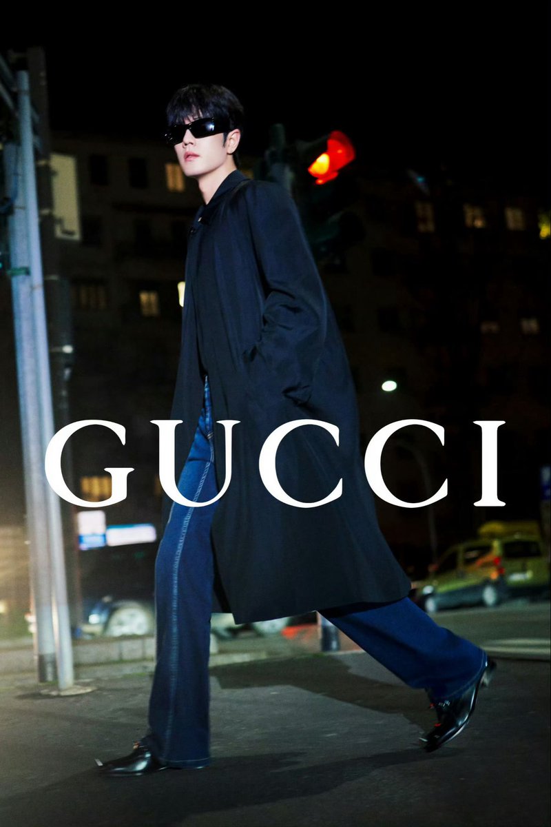 ryang_20877's tweet photo. XIAO ZHAN GUCCI SPRING
Cutting edge fashion show with Gucci
#XiaoZhanxGucciTrend26
#MFW26KingXiaoZhan https://t.co/oVFF2M0ZEE