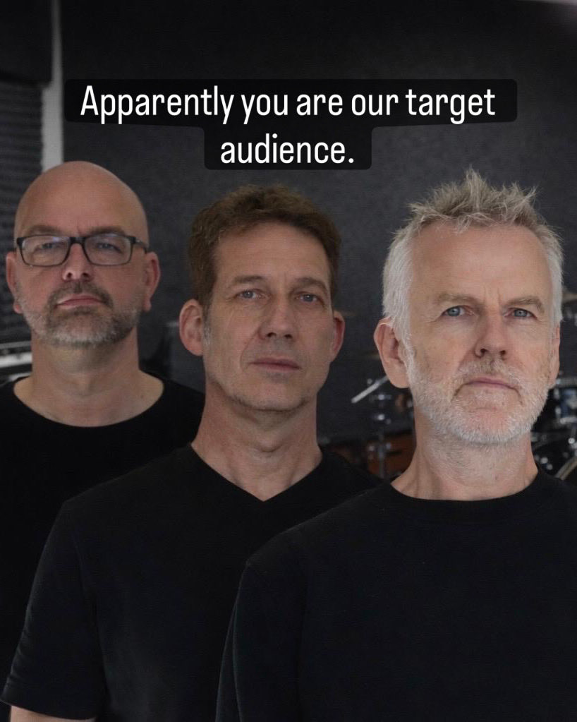 BrokenStarRocks's tweet image. Apparently you are our target audience.

What’s up. 
We are Broken Star and this is what we sound like.
Come sit with us and listen for a bit.
#BrokenStar #HoldOn #IndieRock #IndieMusic #rockballad