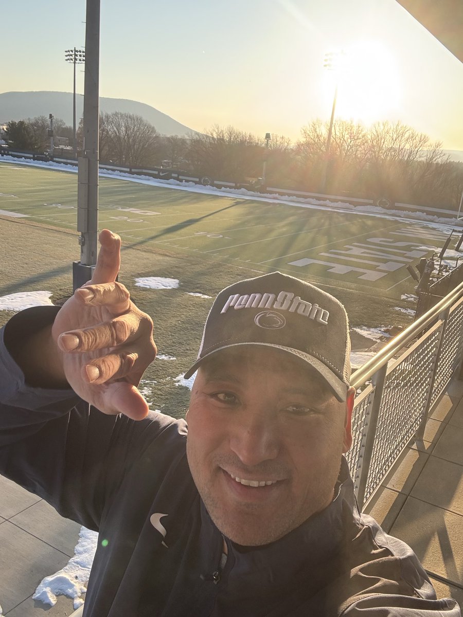 Ikaika Malloe tweet media