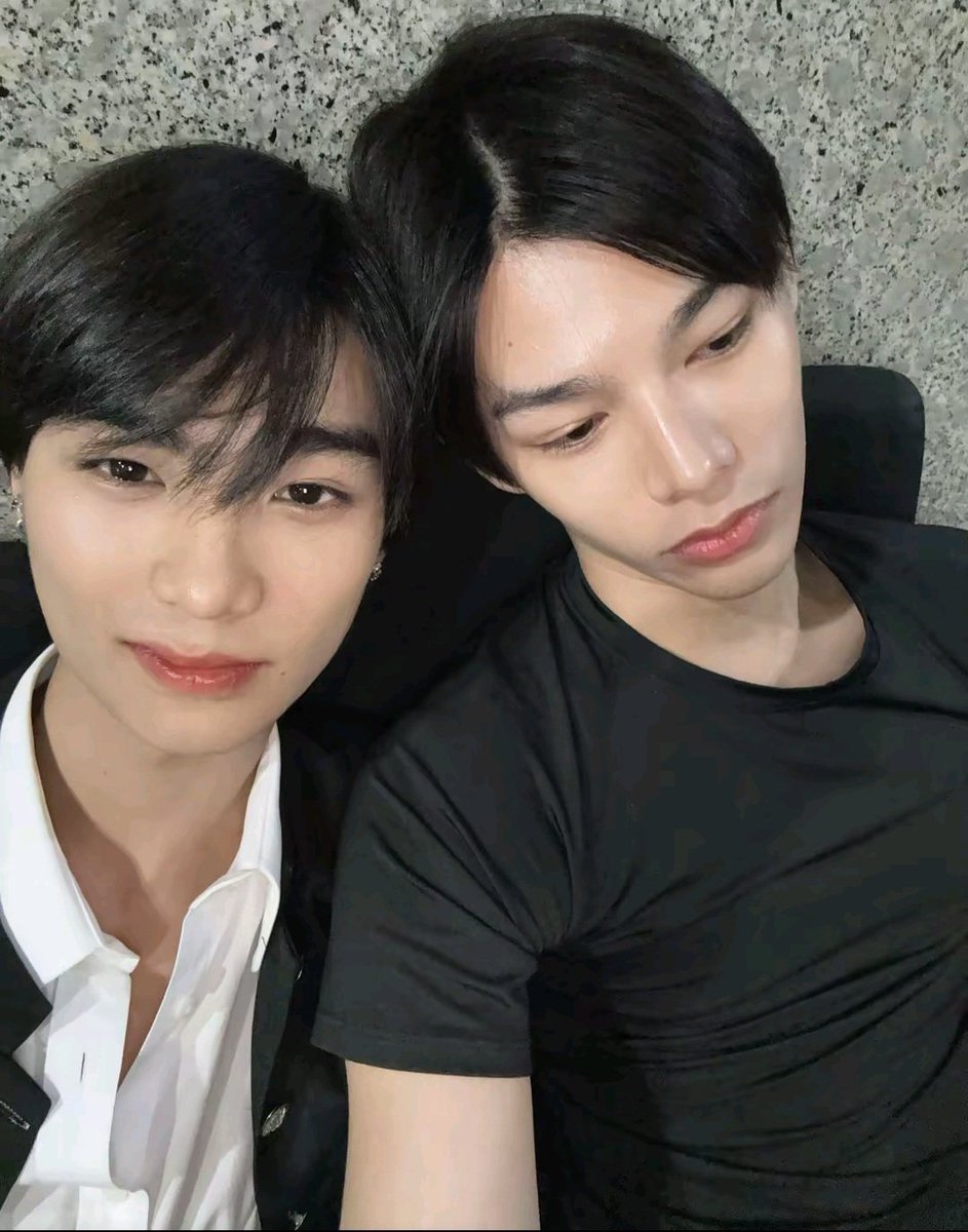 น่ารักมาก ช่วยยยยยยยย😭😭😭

#Milk2may 
#MilkNewyear