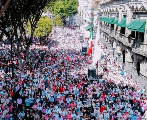 <a href="/PaolaSaeb/">Paola Zavala Saeb</a> <a href="/kachoman1/">𝕌𝕟 𝕜𝕒𝕔𝕙𝕠 𝕕𝕖 𝕃𝕚𝕓𝕖𝕣𝕥𝕒𝕕</a> “EL INE NO SE TOCA” que nos convocó a millones de mexicanos incluía TODAS esas premisas más la exigencia de mantenerlo realmente AUTÓNOMO, CIUDADANO, TRANSPARENTE, PLURAL Y COLEGIADO.
Monterrey, CDMX, Guadalajara, Puebla y casi 100 ciudades más lo atestiguaron.
No a una