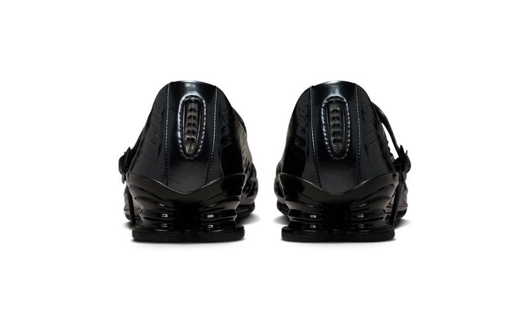 2026年 3/7 発売予定】 Naked × NIKE SHOX Z CALISTRA “Blacl/Off
