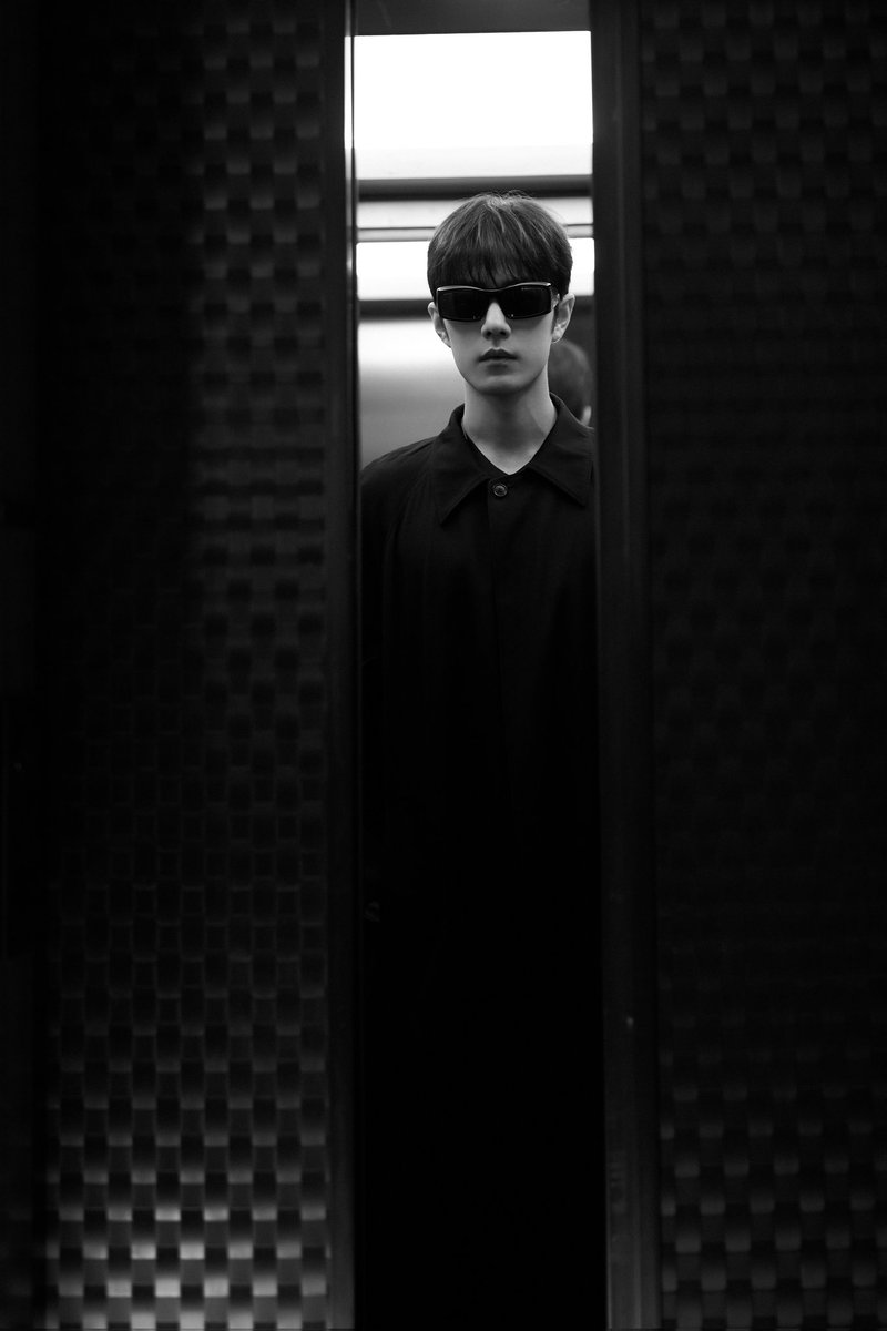 XIAO ZHAN GUCCI SPRING: sang trọng, khí chất và cuốn hút đến không thể rời mắt. 💐
#XiaoZhanxGucciTrend26 #MFW26KingXiaoZhan