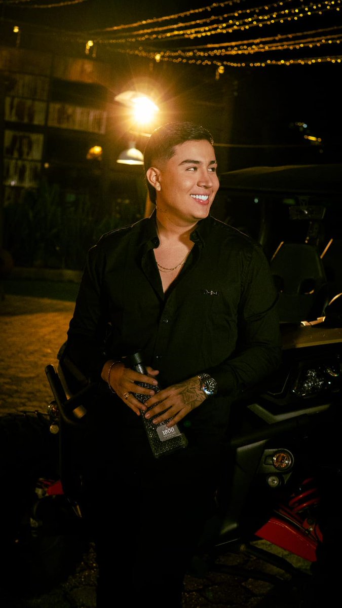 farandula_co's tweet photo. Jhaner Trujillo estrena nuevo tema titulado "Pa Volverme A Enamorar" https://t.co/yKDdYFIRYG