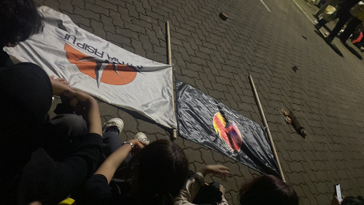 dᶻ 𝗓 𐰁i tweet media