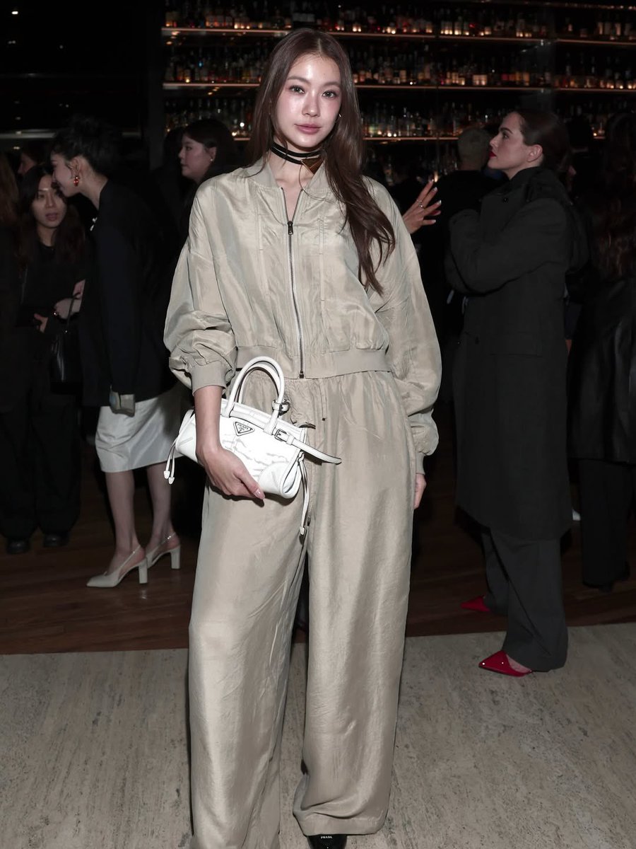 มาแล้วนะคะรูปคู่น้ำตาลคาริน่า