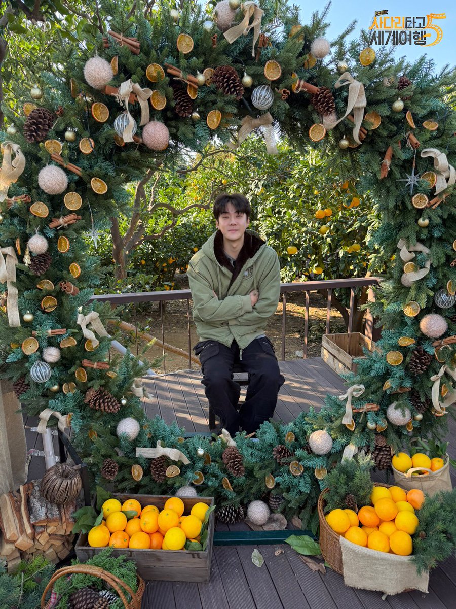 [D-2] 이제 두 밤 남았다!
엑사세5 첫방 함께해요🍊

📸 찬열 직찍 스냅 공개🪜

#EXO #weareoneEXO #엑사세5 
#엑소 #EXO의사다리타고세계여행5 <a href="/weareoneEXO/">EXO</a>