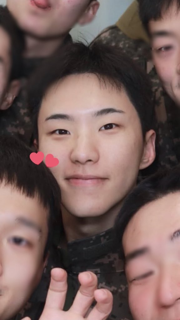 #호시

권일병 말랑말랑해 흐엉 🥹