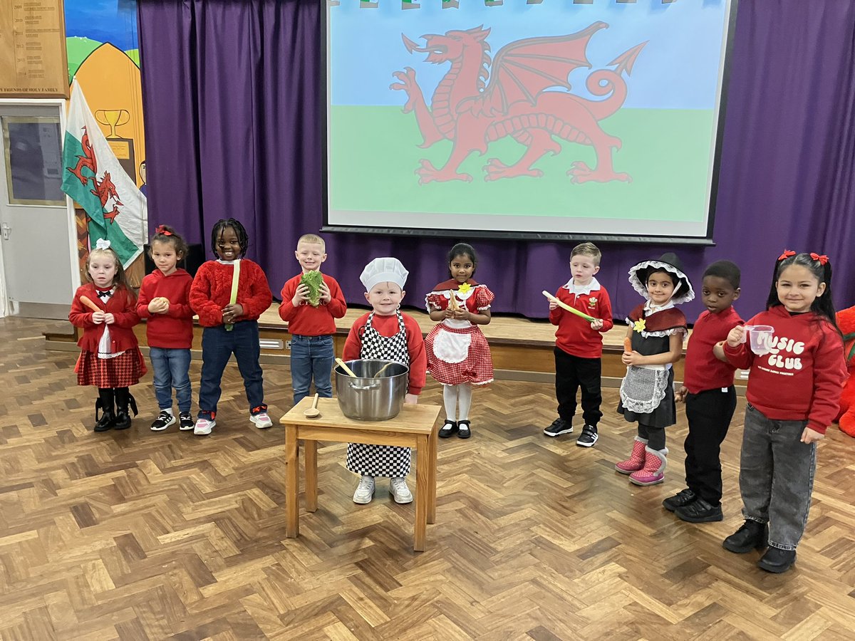 HolyFamilyCardiff tweet media