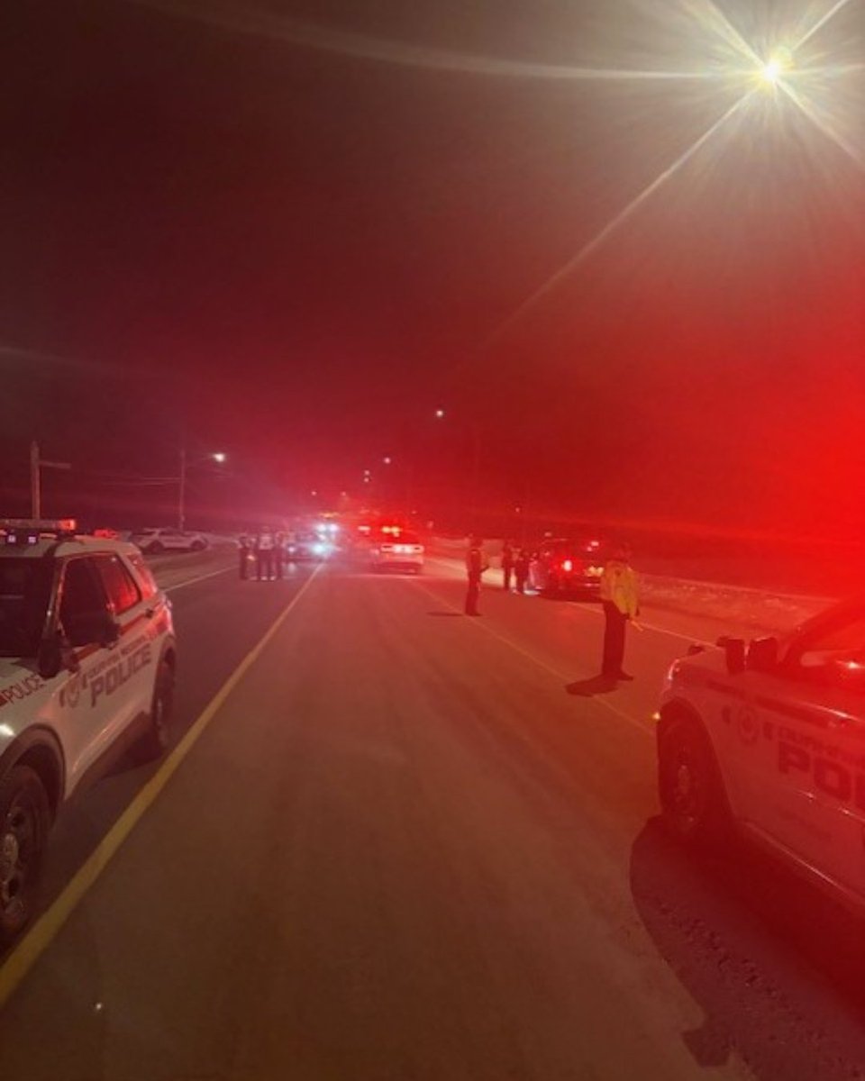 DRPSEastDiv's tweet photo. Last night, a RIDE line was conducted on King St E near Mearns Ave in Bowmanville.
120 cars were stopped with 3 Road Side Alerts being administered.
#DurhamVisionZero
#KeepOurRoadsSafe
#ArriveAlive
#ReduceImpairedDrivingEverywhere
@MADDDurham
@SSitaramDRPS https://t.co/qdmTXUYkQM
