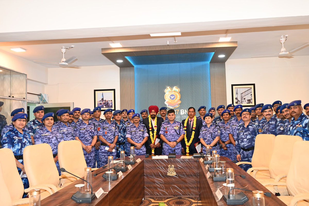 107BNRAF tweet media