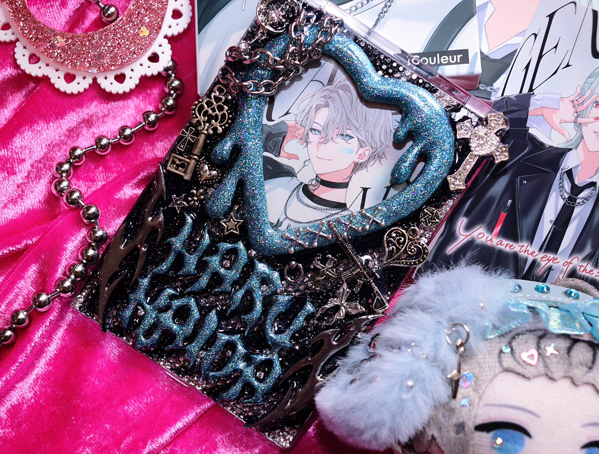 そしてついにこのｹｰｽに大本命トレカを入れれた…❗️✧︎この”かいだは