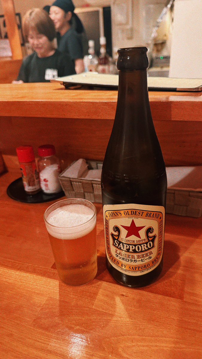 alipeyoff's tweet photo. 兄を待っています https://t.co/1d28oVkT6L