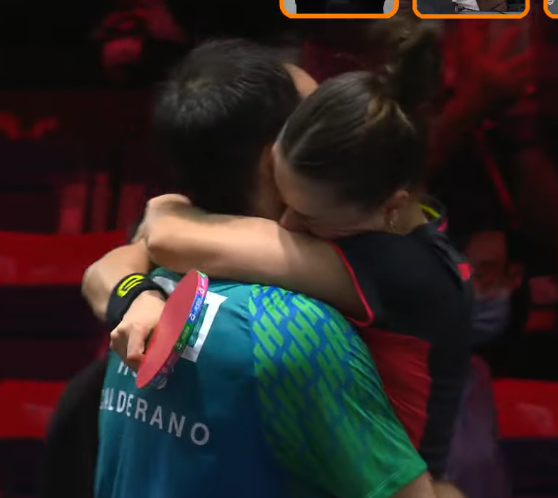 brun08spfc's tweet photo. melhor casal da historia do brasil #calderashi https://t.co/COc58Zsqy1