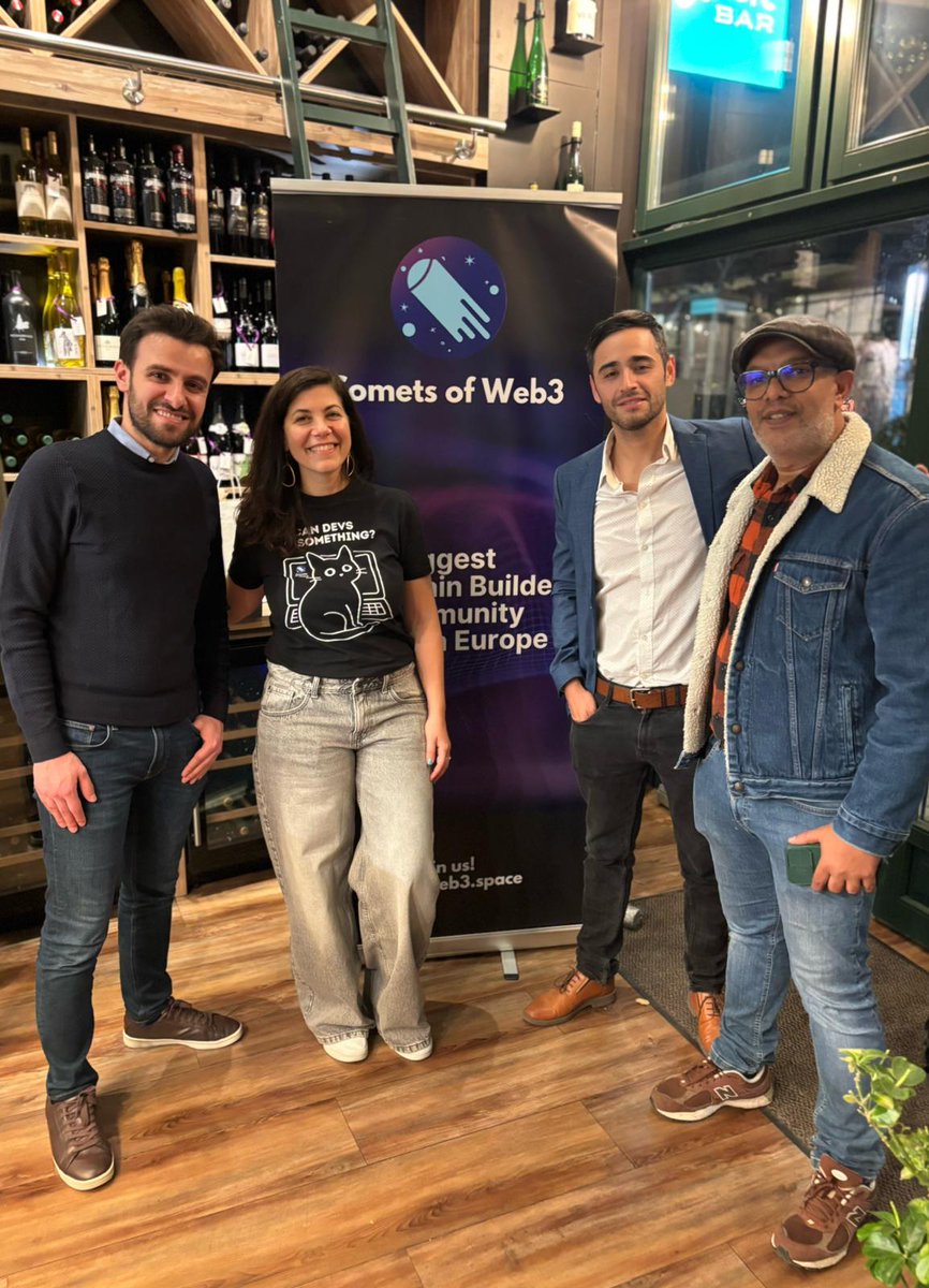cometsweb3's tweet photo. Budapest, that was massive. 🇭🇺

A huge thank you to everyone who joined our Blockchain Builders Meetup last night. The energy in the room was exactly why we are building this community.

Special shoutout to @sundaoventures for co-hosting and to our speakers for delivering  on stage. 🤝

The momentum in CEE is real.

🇷🇴 Bucharest, you’re up next!
