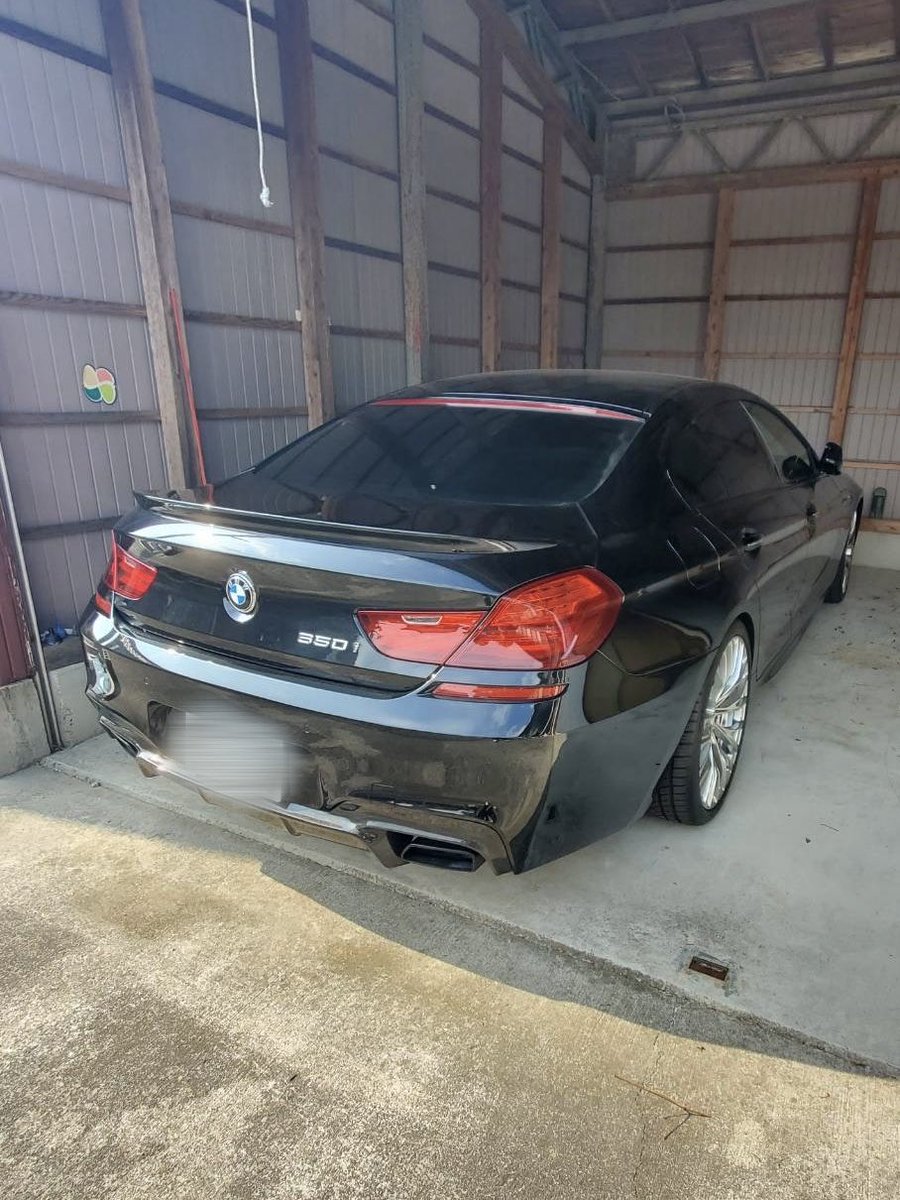 kkryu320's tweet photo. 【#車売ります 】
香川県からです！
BMW 650i Mスポーツ
走行距離3.4万km 
車検令和9年11月迄
金額250万!!(ローン可!!)

超低走行、極上車です!!
即売れ案件です!!気になる方DM下さい☝️

#車買います
 #BMW
#650i
#車好きと繋がりたい https://t.co/TUDbKFaR8n
