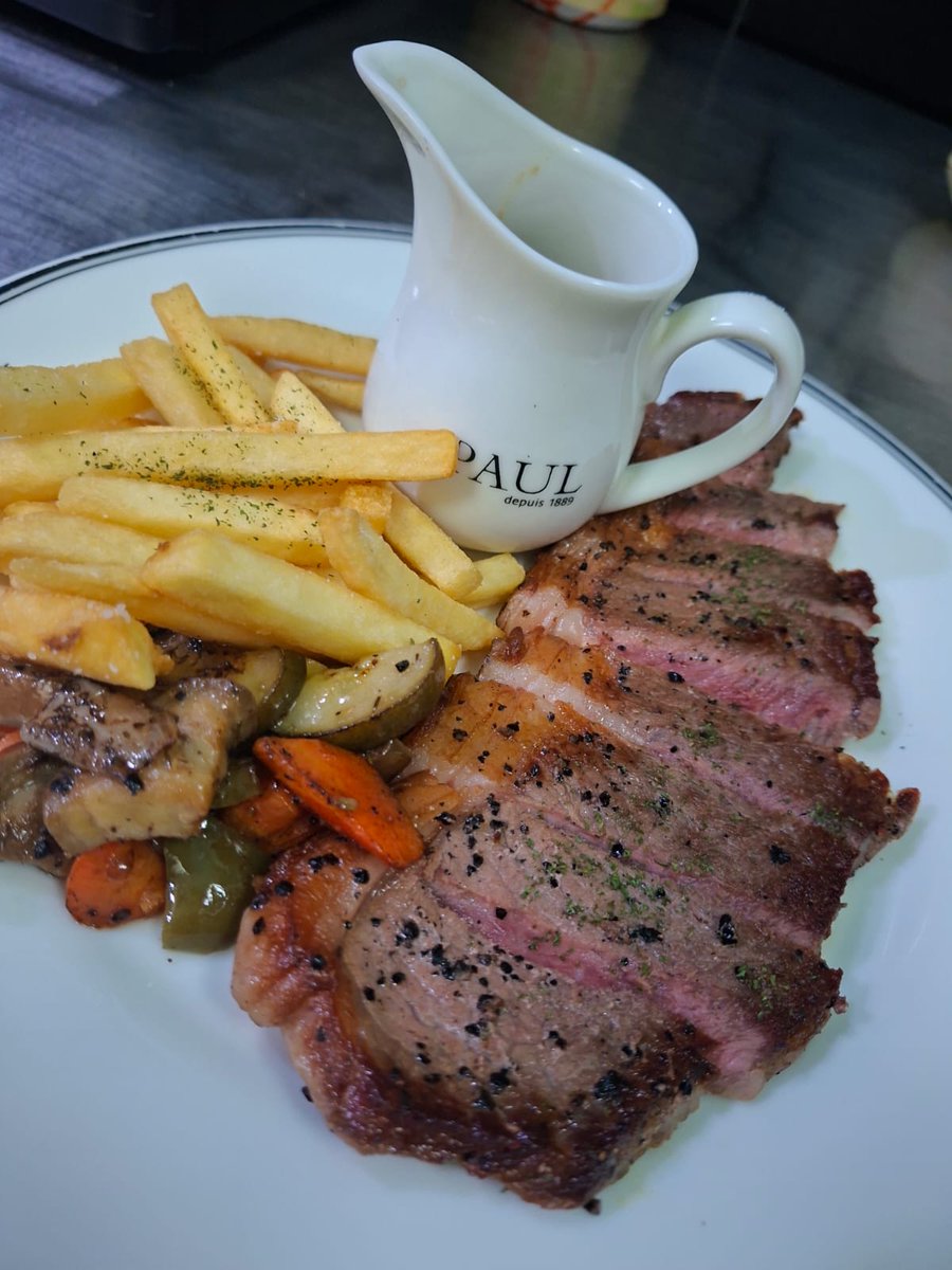 _Juliano_98's tweet photo. Art of culinary https://t.co/7V9BFChp0f