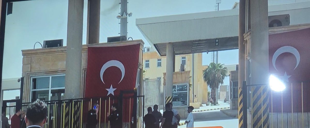 Suriye haberleri(YENi) tweet media