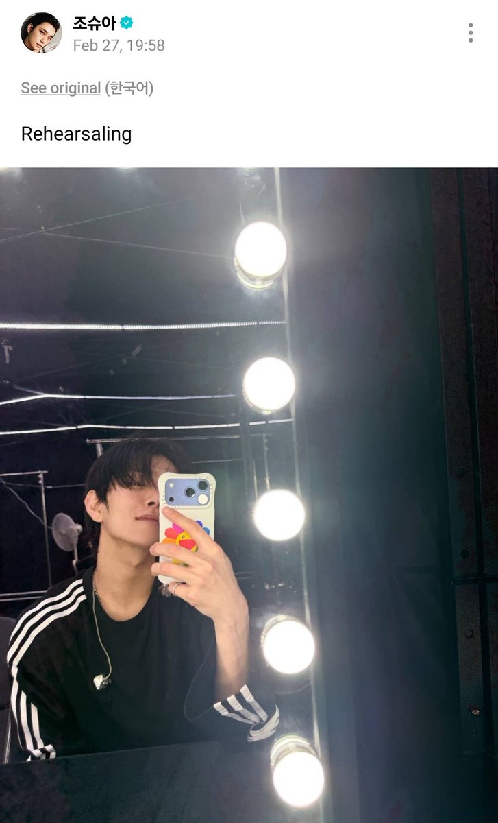 ochiachaa's tweet photo. terimakasih mamah joshua yang sudah melahirkan joshua.. terimakasih weverse.. terimakasih hari jumat.. terimakasih tanggal 27 februari 2026.. terimakasih alexander graham bell.. terimakasih bulan ramadhan.. terimakasih jumat berkah.. terima kasih ipon 17 pro max 2TB CASH.. https://t.co/ogbApHplQ7