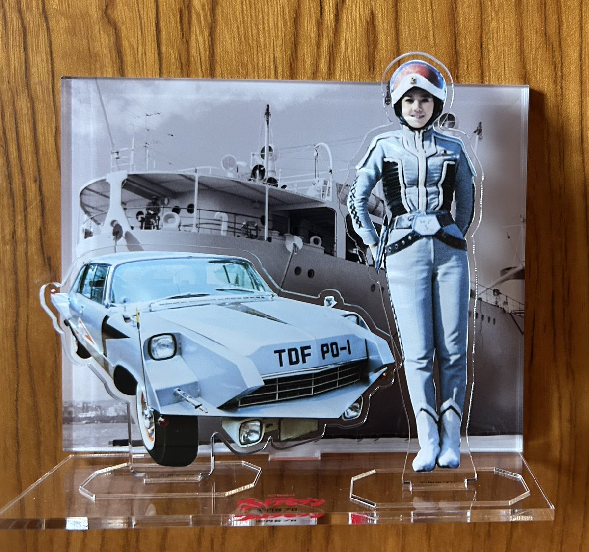 本日、復刊ドットコムさんより、 #ひし美ゆり子 さん直筆サイン入り