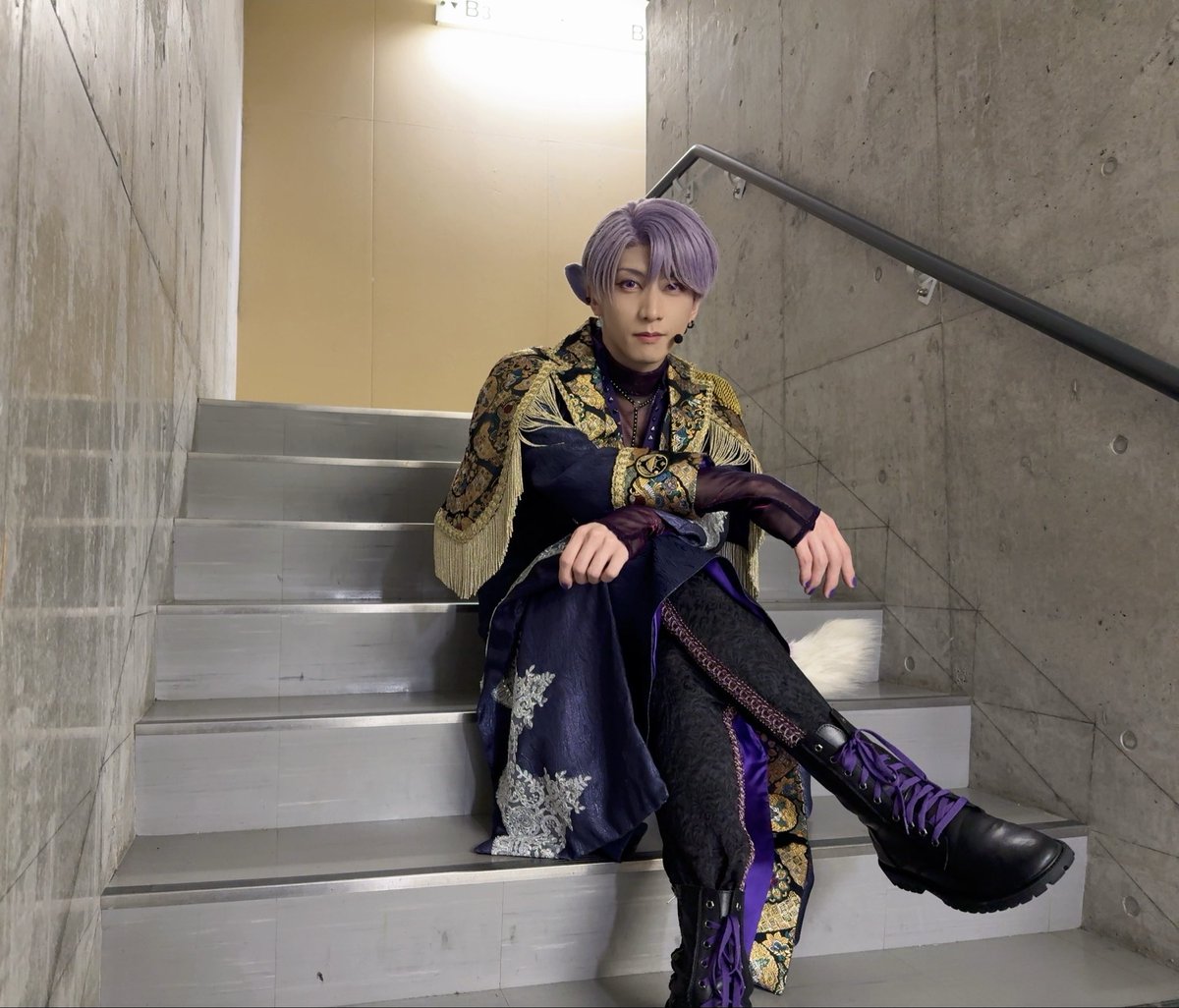 Shogotter0's tweet photo. ミュージカル『刀剣乱舞』
〜静かなる夜半の寝ざめ〜
本日はありがとうございました！！

公演もラストスパート！！

全力で走り切ります🐾ﾜﾝ
#刀ミュ https://t.co/a9t8QrYwJR