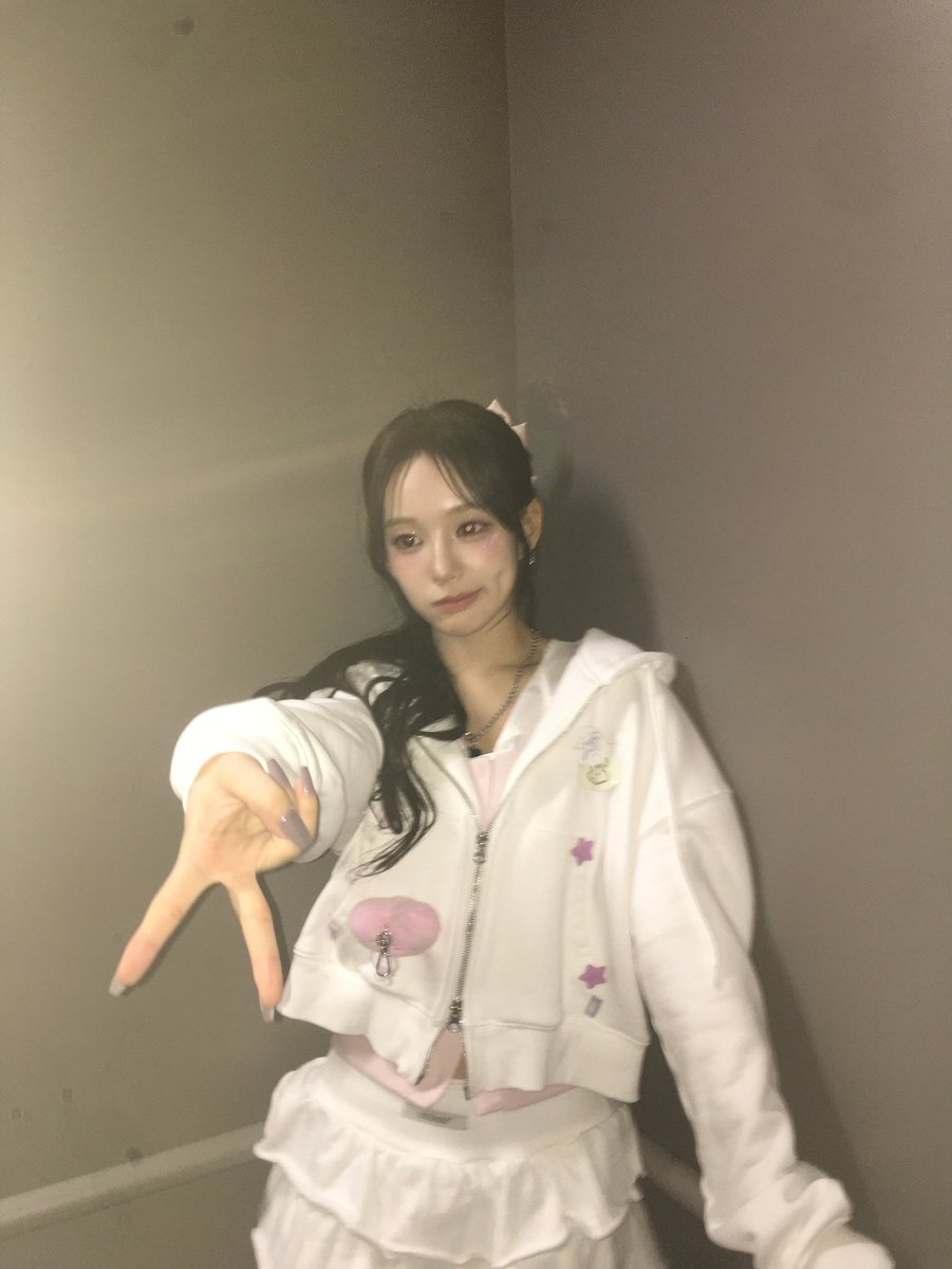 Plus chat update (1/2)

🐶 iznaya fancon that was filled with happiness ☺️🩷

#유사랑 #RYUSARANG