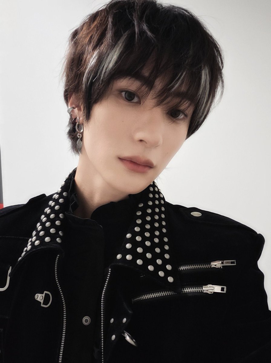 /✿ 𝐟𝐫𝐞𝐲𝐛𝐢𝐞 𝐜𝐡𝐚𝐧 ॱᛧ♡ 🐈⬛ tweet media