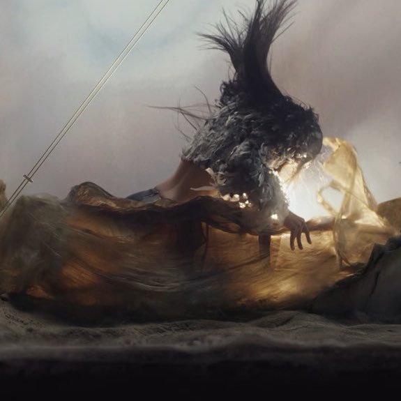 They give her 10 seconds of screen time and she managed to be the best scene and look like a fallen angel…