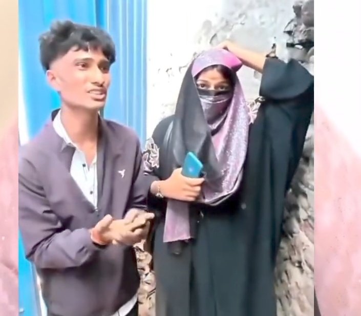 एक अंधभक्त अपनी बहन को बुरका पहना कर मुस्लिम मोहल्ले में घुमाता हुआ पकड़ा गया 😂

वीडियो कॉमेंट बॉक्स में 👇