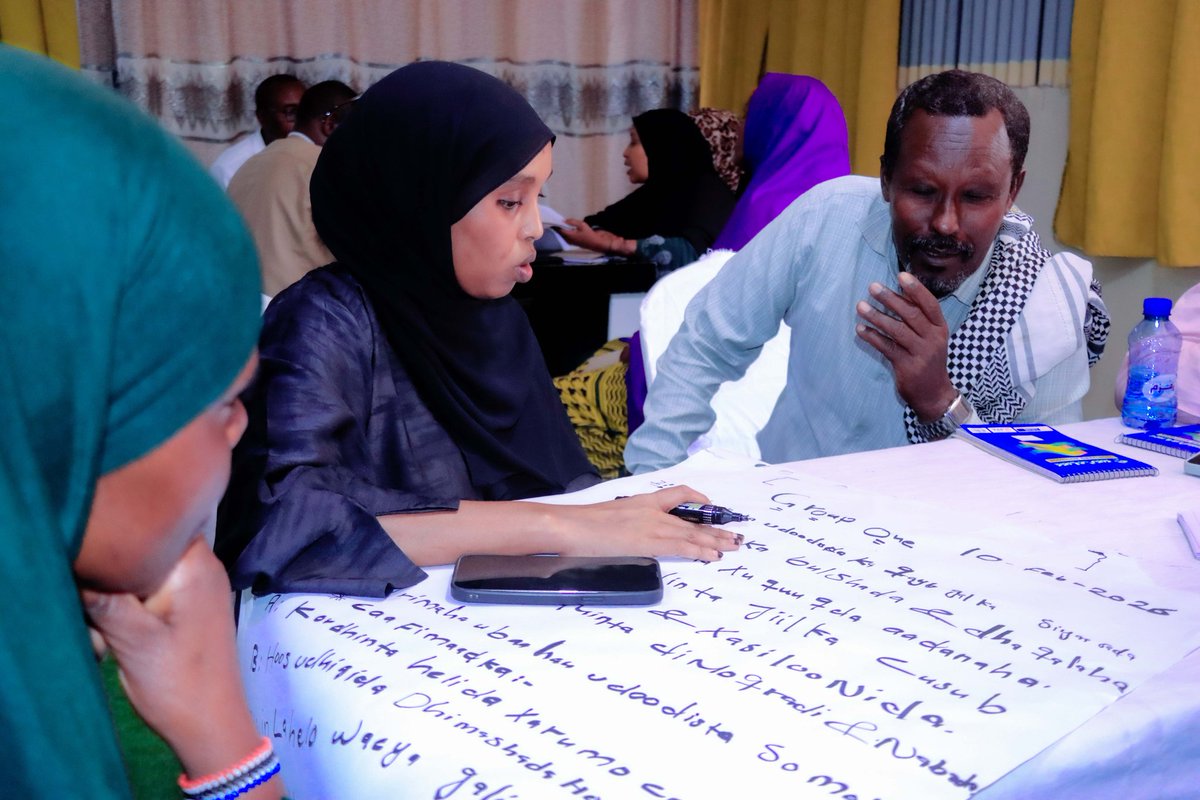 wsfsomalia's tweet photo. @WSF, with support from @BMZ_Bund &amp; @actionmedeor e.V., convened key policy makers, government ministries &amp; communities leaders to drive gender-responsive policies, securing commitments on women’s empowerment, GBV prevention &amp; girls’ education.  #GenderEquality #PolicyAdvocacy https://t.co/GKdcZUxhtH