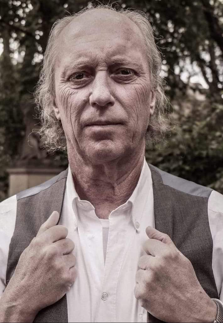 jutta111's tweet photo. Hubert Burczek bei #Synchronstar online buchen:
https://t.co/CGWFMDWcnM
#actor
#voiceactor
#Synchronsprecher in #Berlin https://t.co/0RddNH0SsI